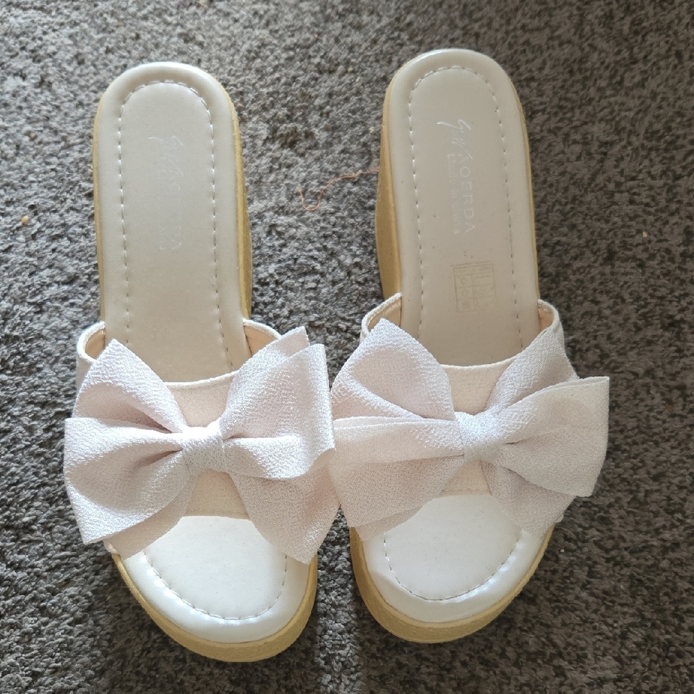Cream Bow Wedge Slide Sandals  SIZE 43  🤍 PRE LOVED